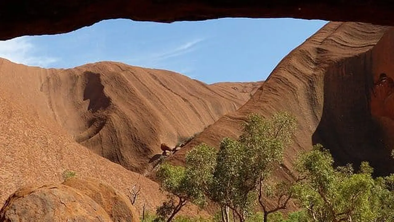 Uluru Travel Guide Experiencing the Heart of Australia
